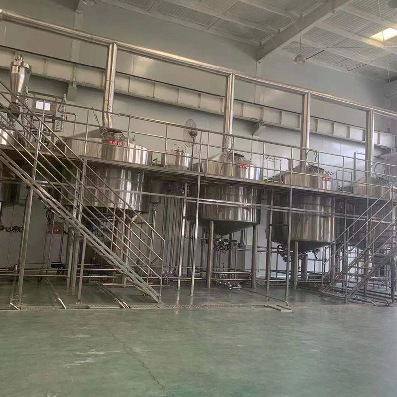 阜阳精酿啤酒设备厂—平面布置、设备设计、制造、调试、培训等一条龙服务_COPY
